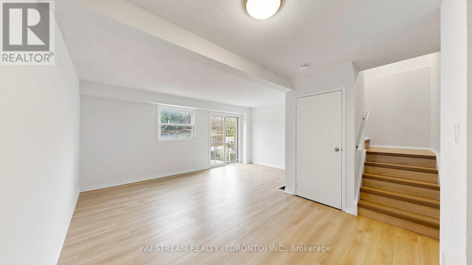 25 Treetops Court, Toronto (milliken), Ontario