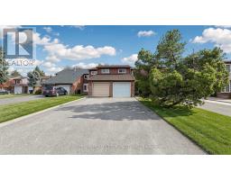 25 TREETOPS COURT