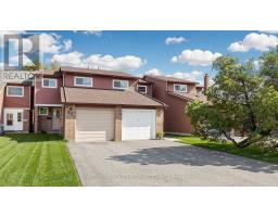 25 TREETOPS COURT