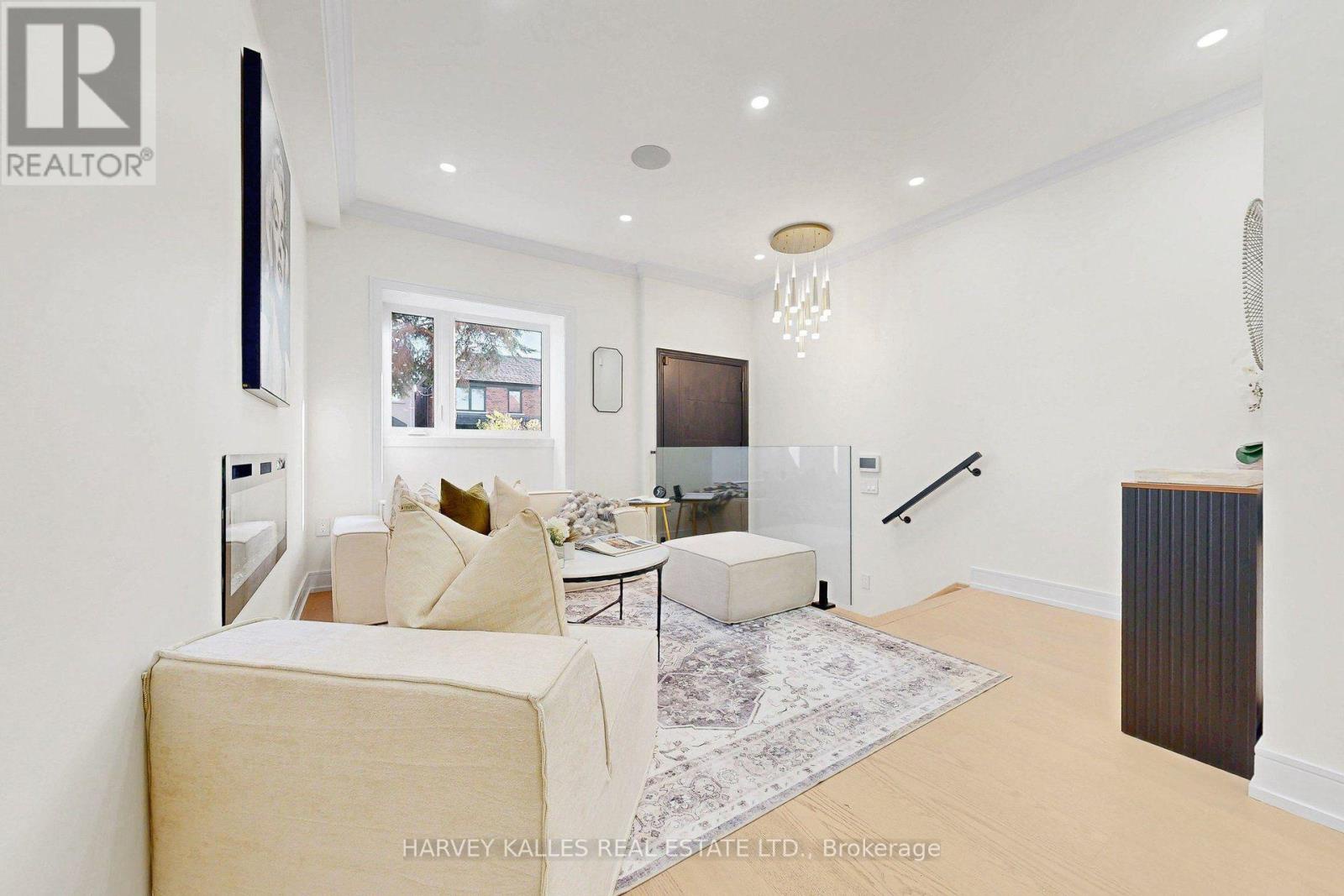 262 Euclid Avenue, Toronto (trinity-bellwoods), Ontario