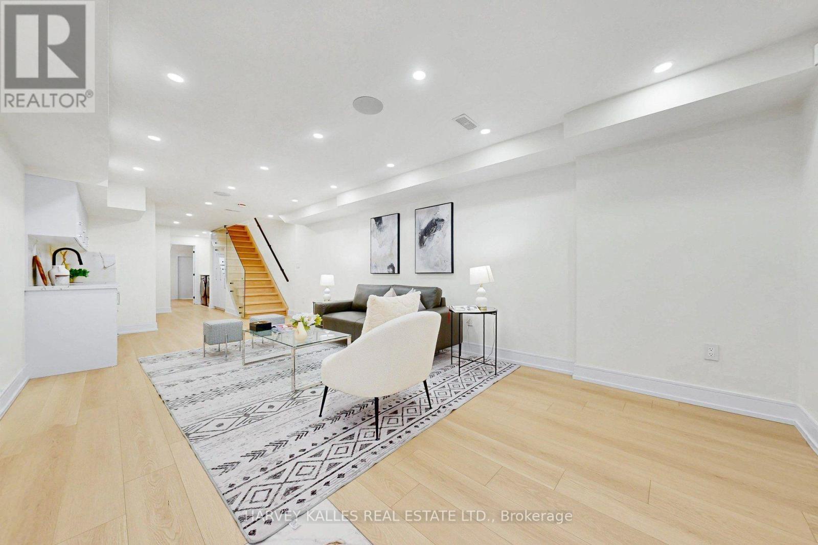 262 Euclid Avenue, Toronto (trinity-bellwoods), Ontario