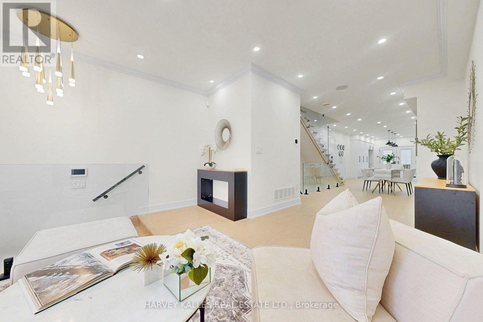 262 Euclid Avenue, Toronto (trinity-bellwoods), Ontario