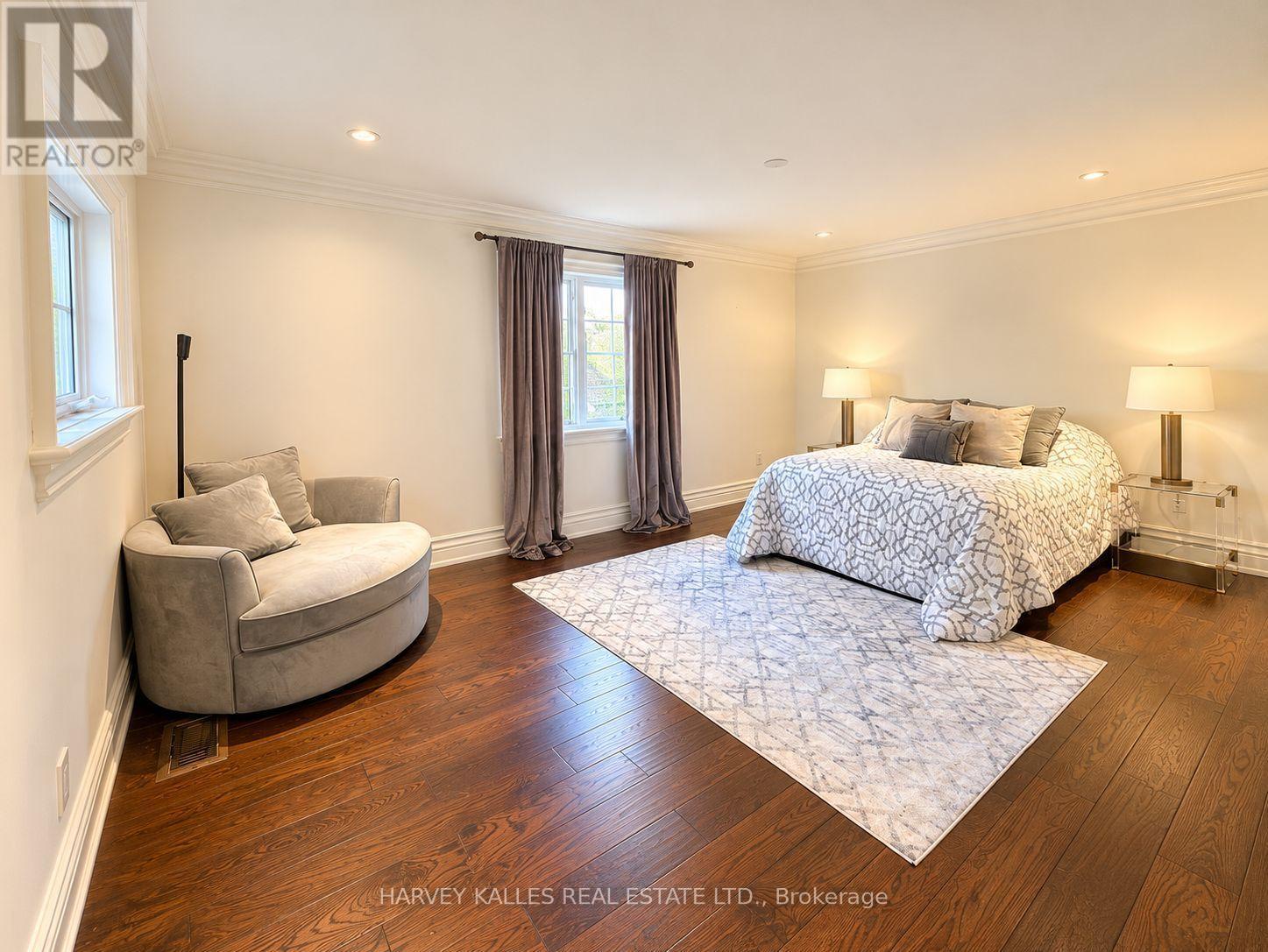 11 York Road, Toronto (bridle Path-sunnybrook-york Mills), Ontario