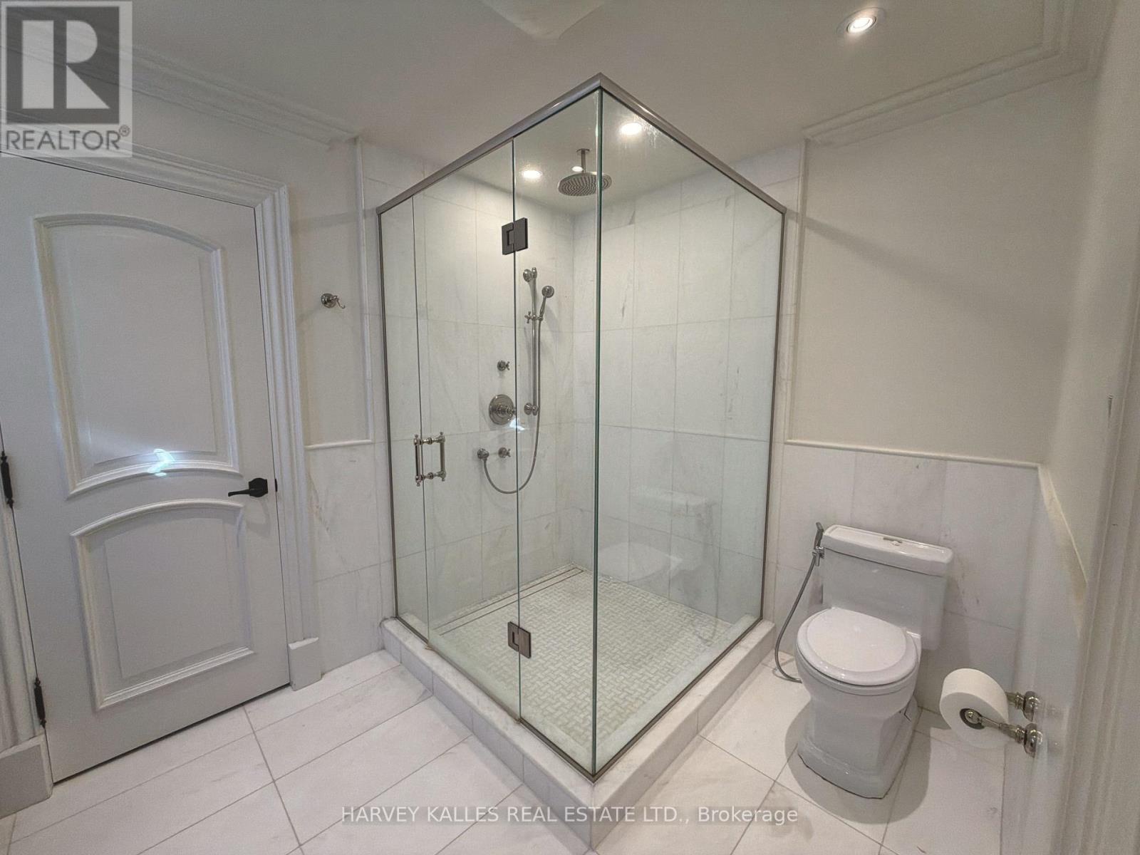 11 York Road, Toronto (bridle Path-sunnybrook-york Mills), Ontario