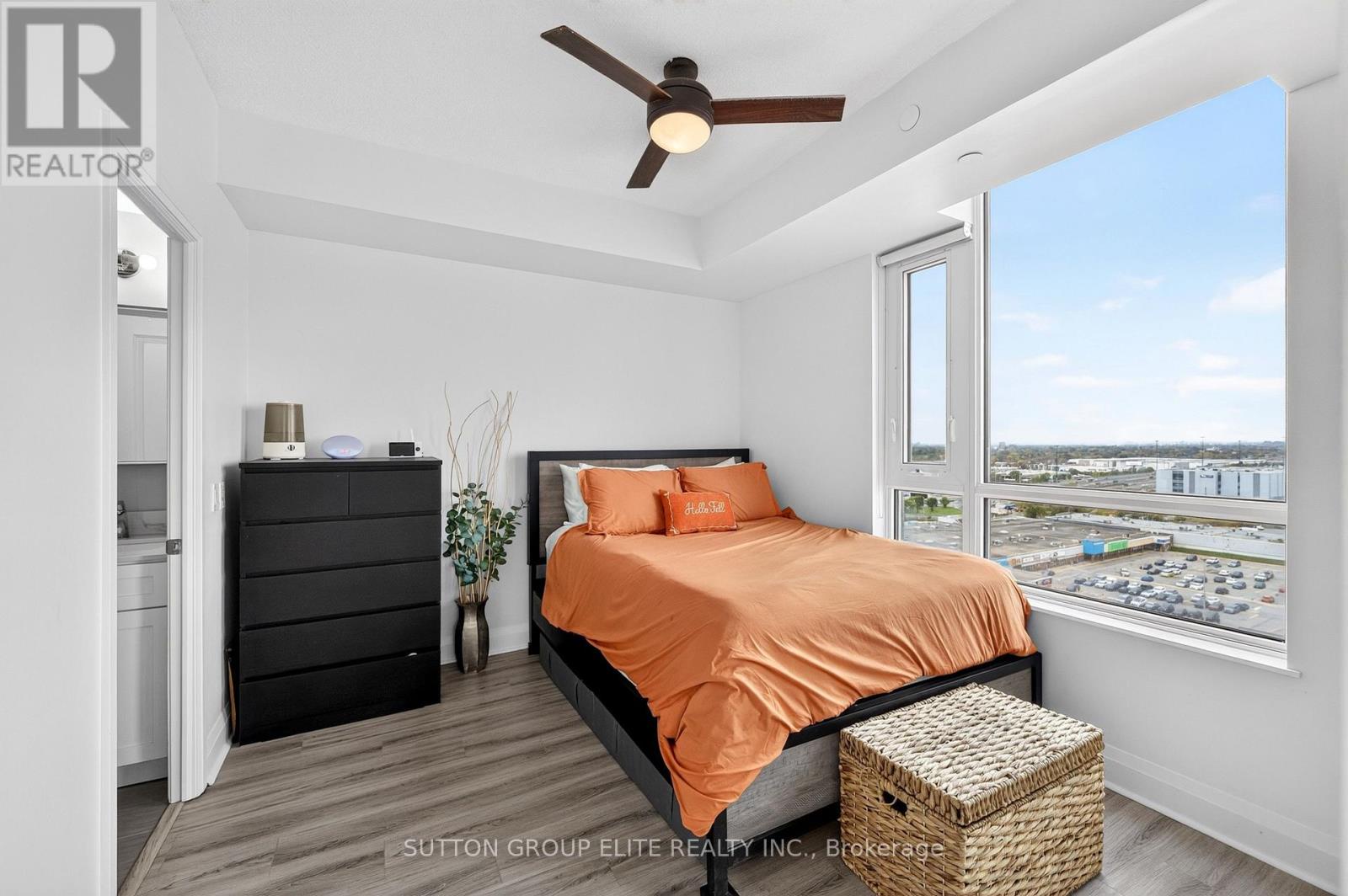 1309 - 15 Zorra Street, Toronto (islington-city Centre West), Ontario