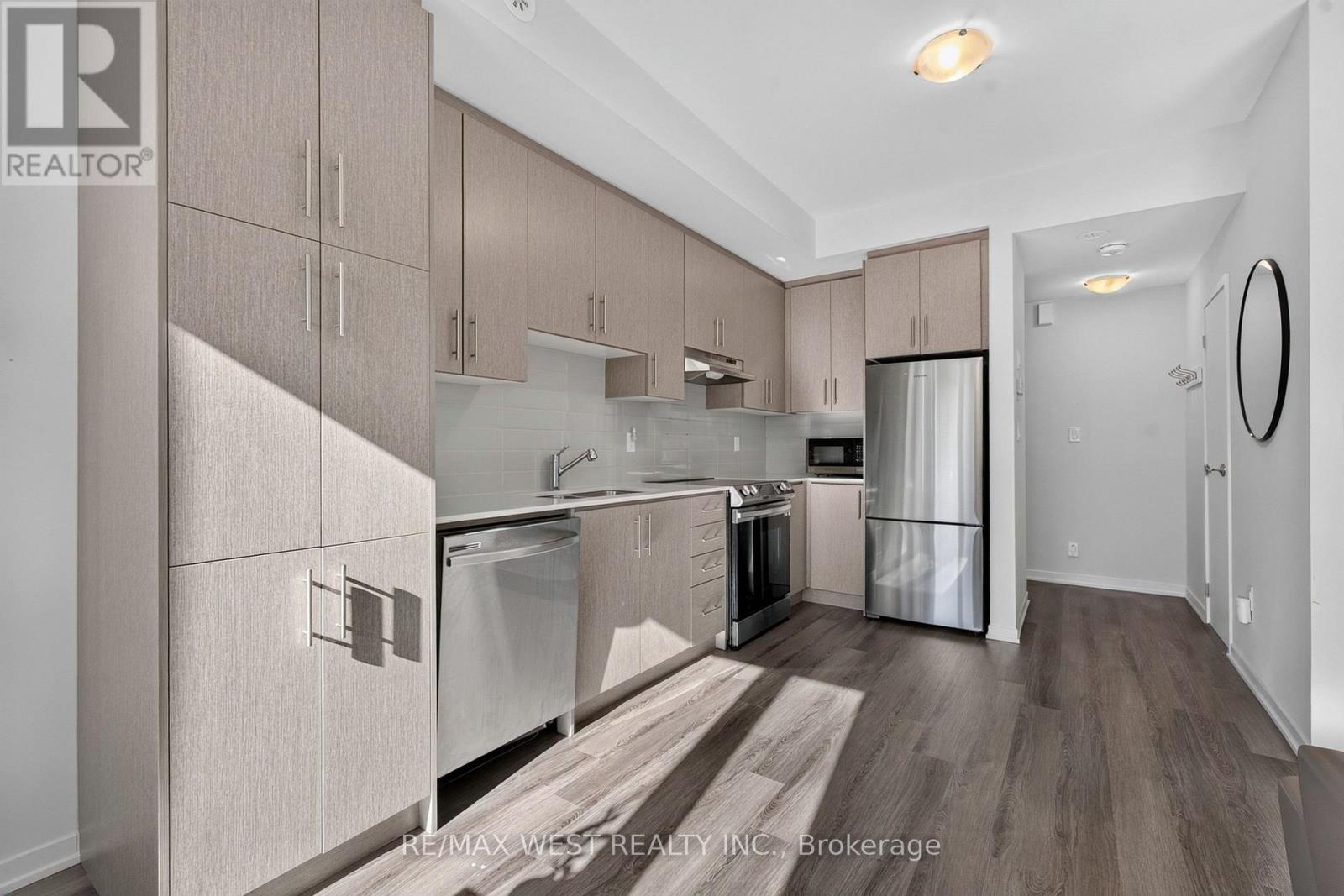 68 - 5 William Jackson Way, Toronto (new Toronto), Ontario