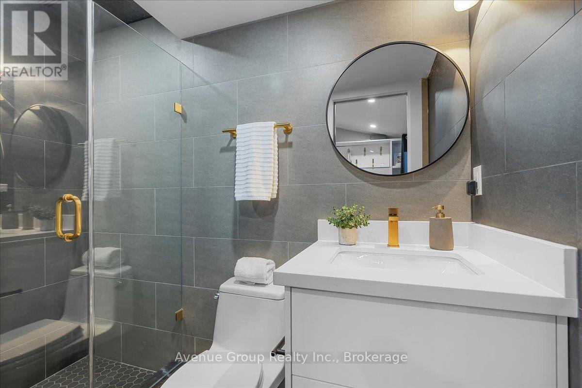 811 Dovercourt Road, Toronto (dovercourt-wallace Emerson-junction), Ontario
