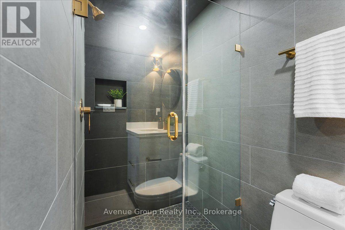 811 Dovercourt Road, Toronto (dovercourt-wallace Emerson-junction), Ontario