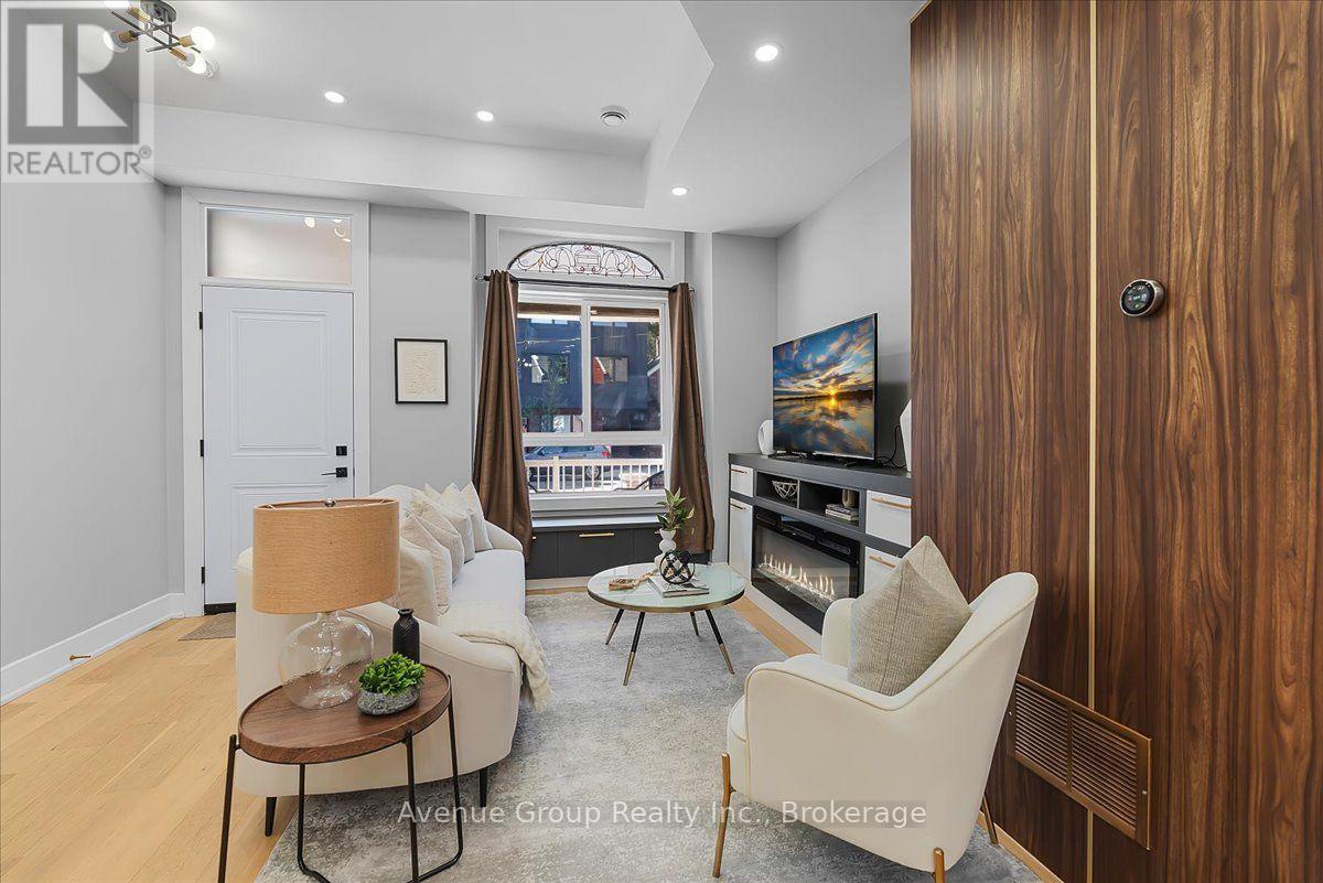 811 Dovercourt Road, Toronto (dovercourt-wallace Emerson-junction), Ontario