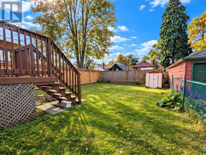 48 Stephen Drive, Toronto (stonegate-queensway), Ontario