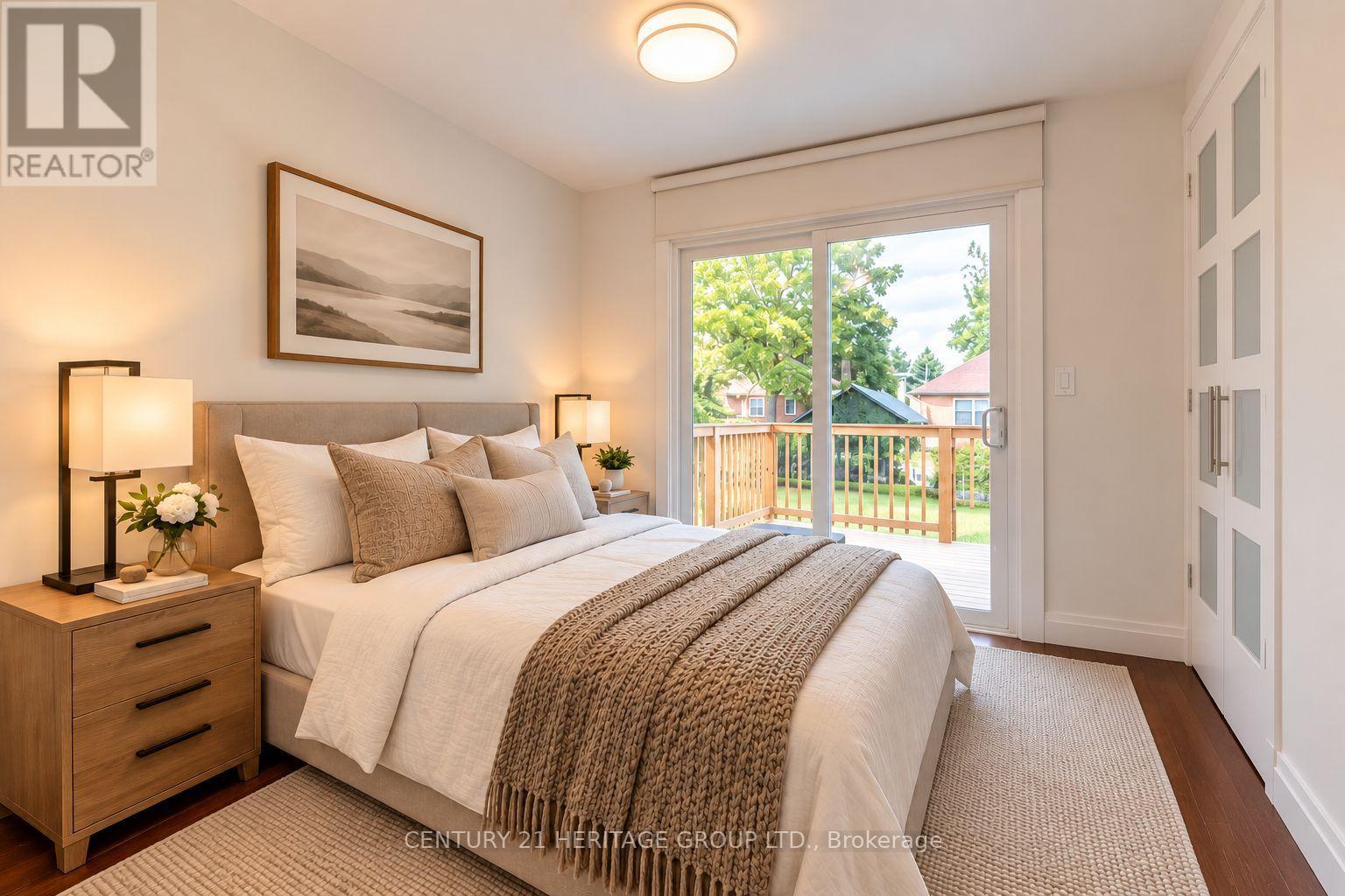 48 Stephen Drive, Toronto (stonegate-queensway), Ontario