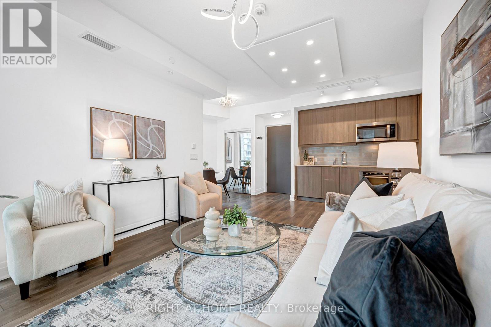 405 - 38 Forest Manor Road, Toronto (henry Farm), Ontario