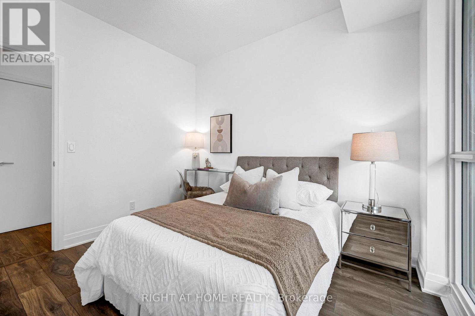 405 - 38 Forest Manor Road, Toronto (henry Farm), Ontario