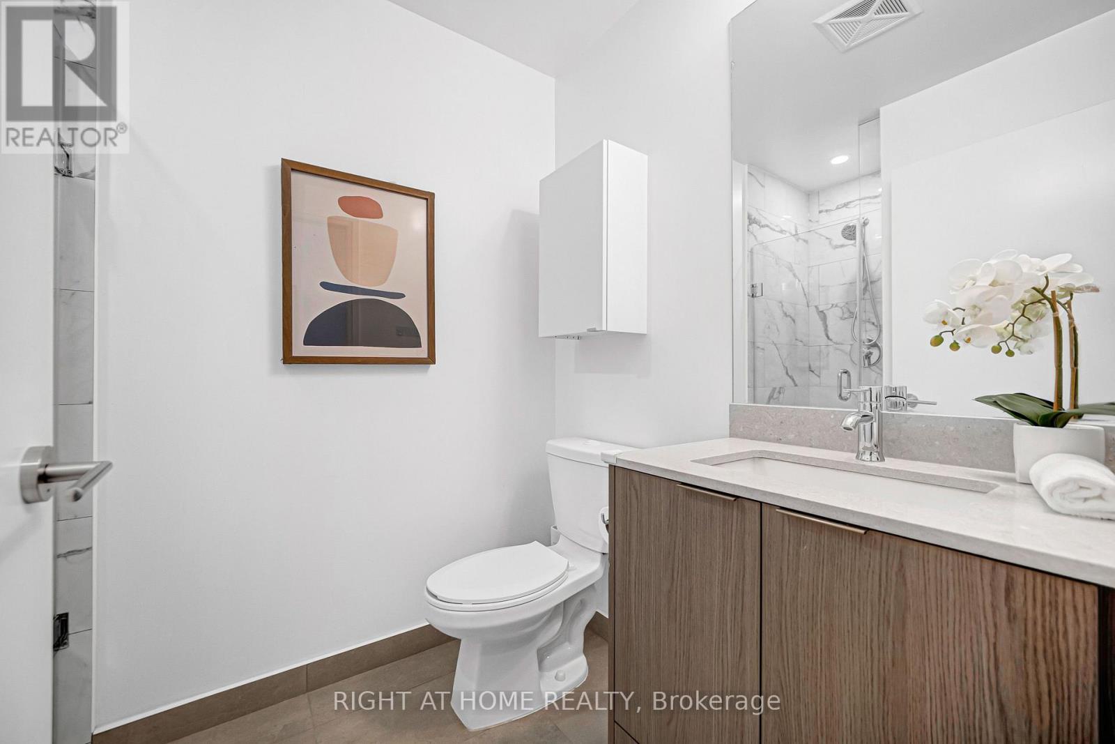 405 - 38 Forest Manor Road, Toronto (henry Farm), Ontario