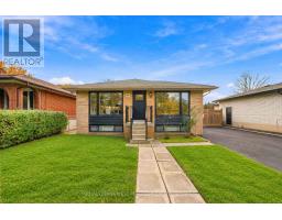 33 TAPLEY DRIVE