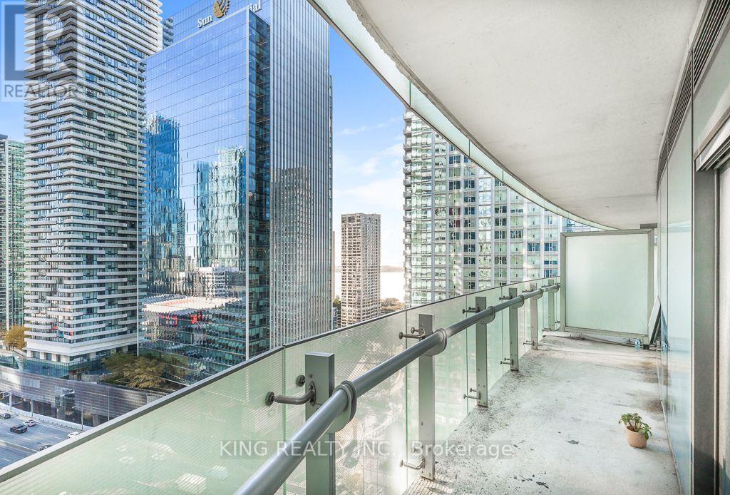 1910 - 12 York Street, Toronto (waterfront Communities), Ontario