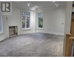 41 HEATHFIELD DRIVE