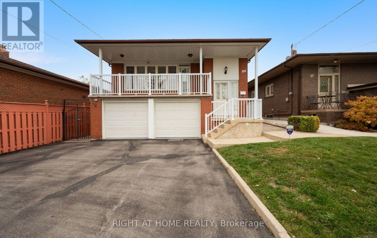 100 Gracefield Avenue, Toronto (maple Leaf), Ontario