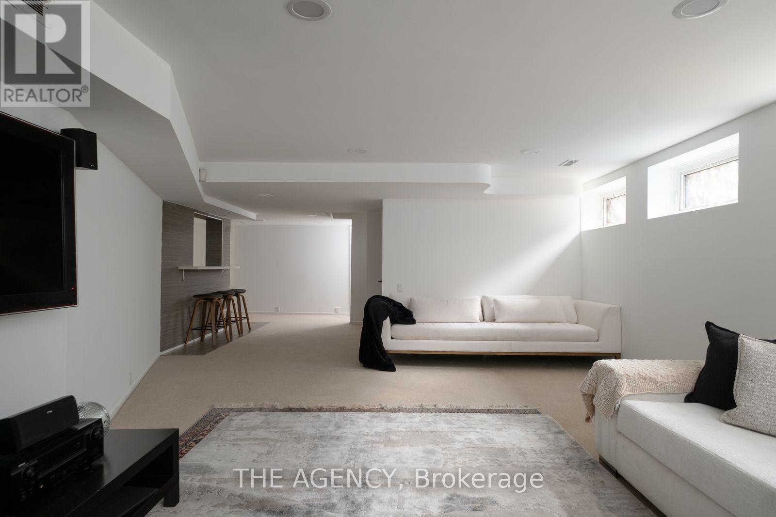 101 Banbury Road, Toronto (banbury-don Mills), Ontario