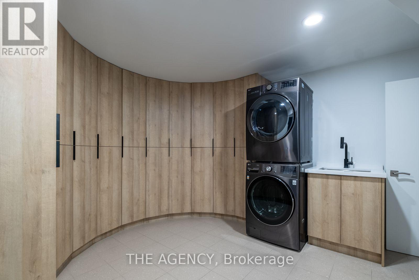 101 Banbury Road, Toronto (banbury-don Mills), Ontario