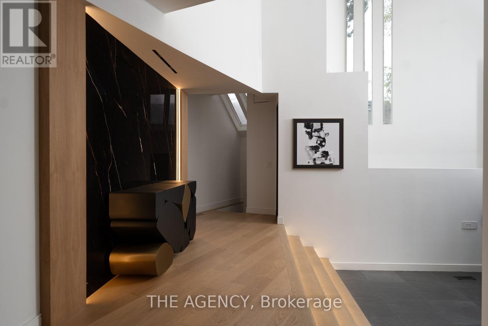 101 Banbury Road, Toronto (banbury-don Mills), Ontario