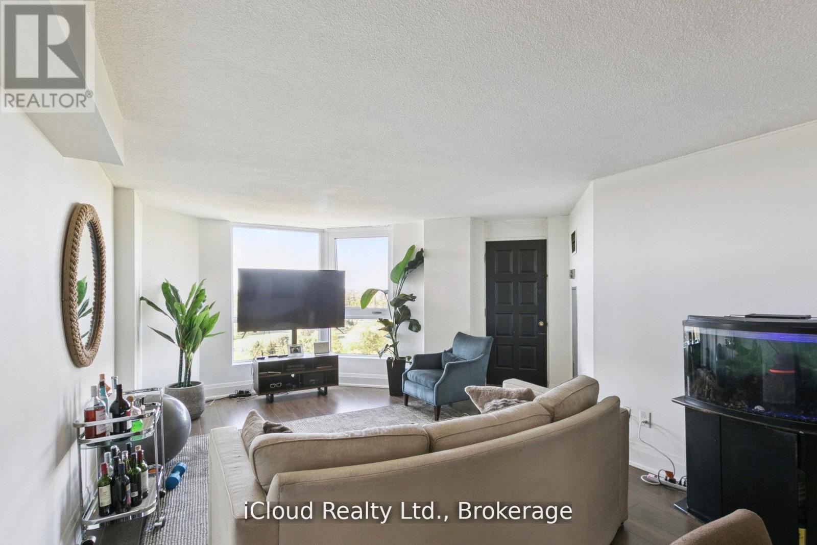 1108 - 238 Albion Road, Toronto (elms-old Rexdale), Ontario