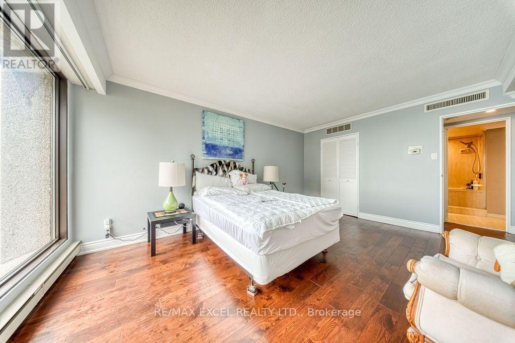 3403 - 65 Harbour Square, Toronto (waterfront Communities), Ontario