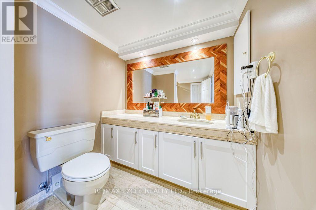 3403 - 65 Harbour Square, Toronto (waterfront Communities), Ontario