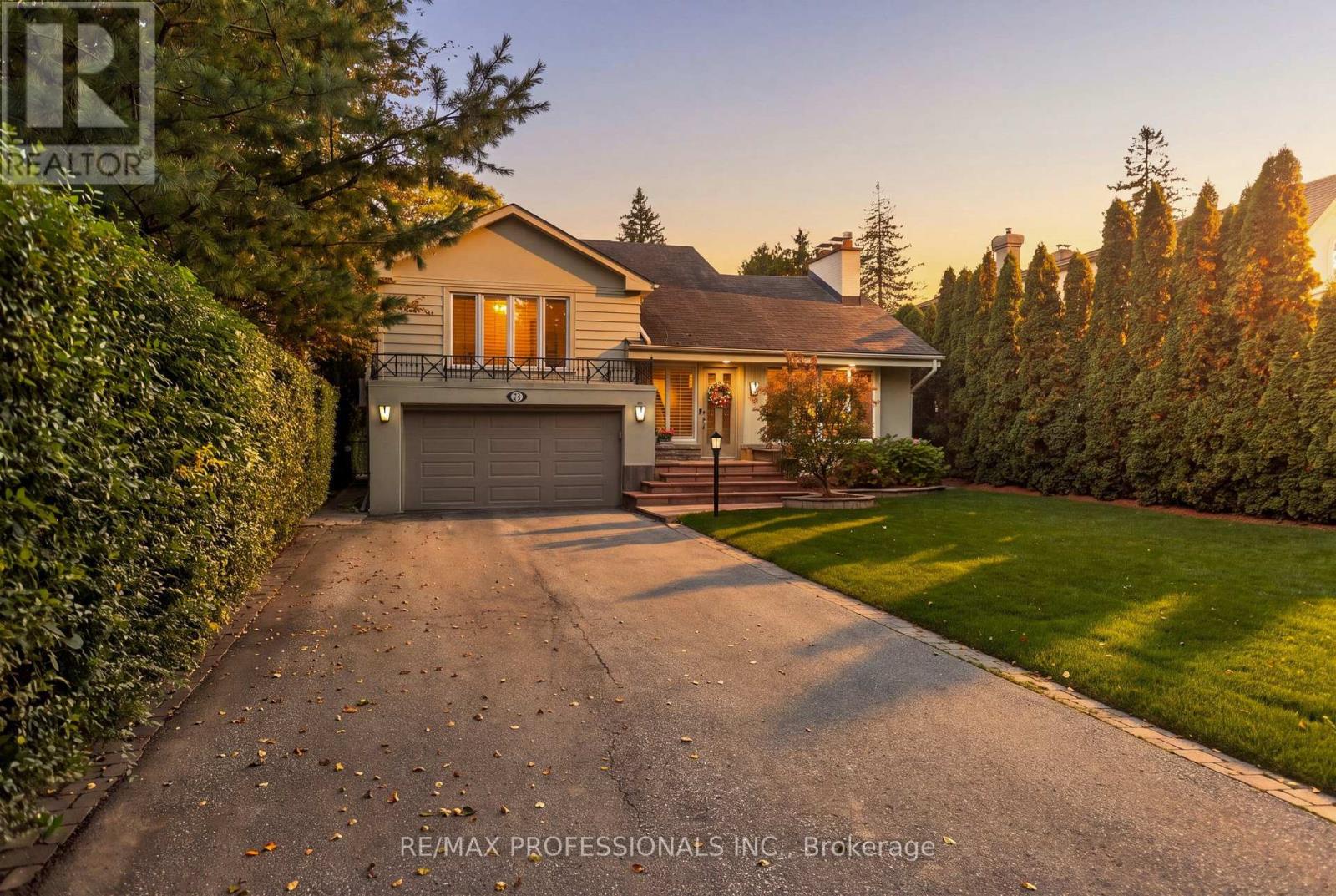 25 Colwood Road, Toronto (edenbridge-humber Valley), Ontario