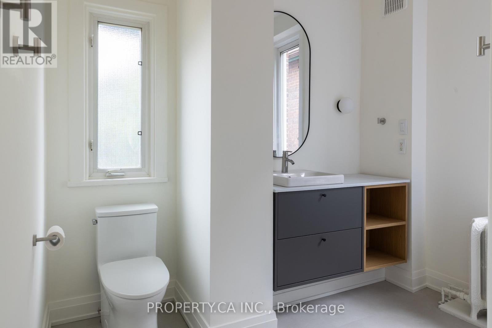 197 Roxton Road, Toronto (trinity-bellwoods), Ontario