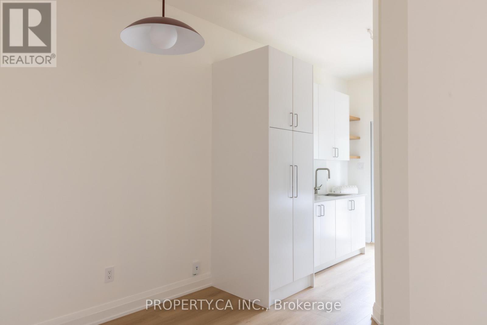 197 Roxton Road, Toronto (trinity-bellwoods), Ontario