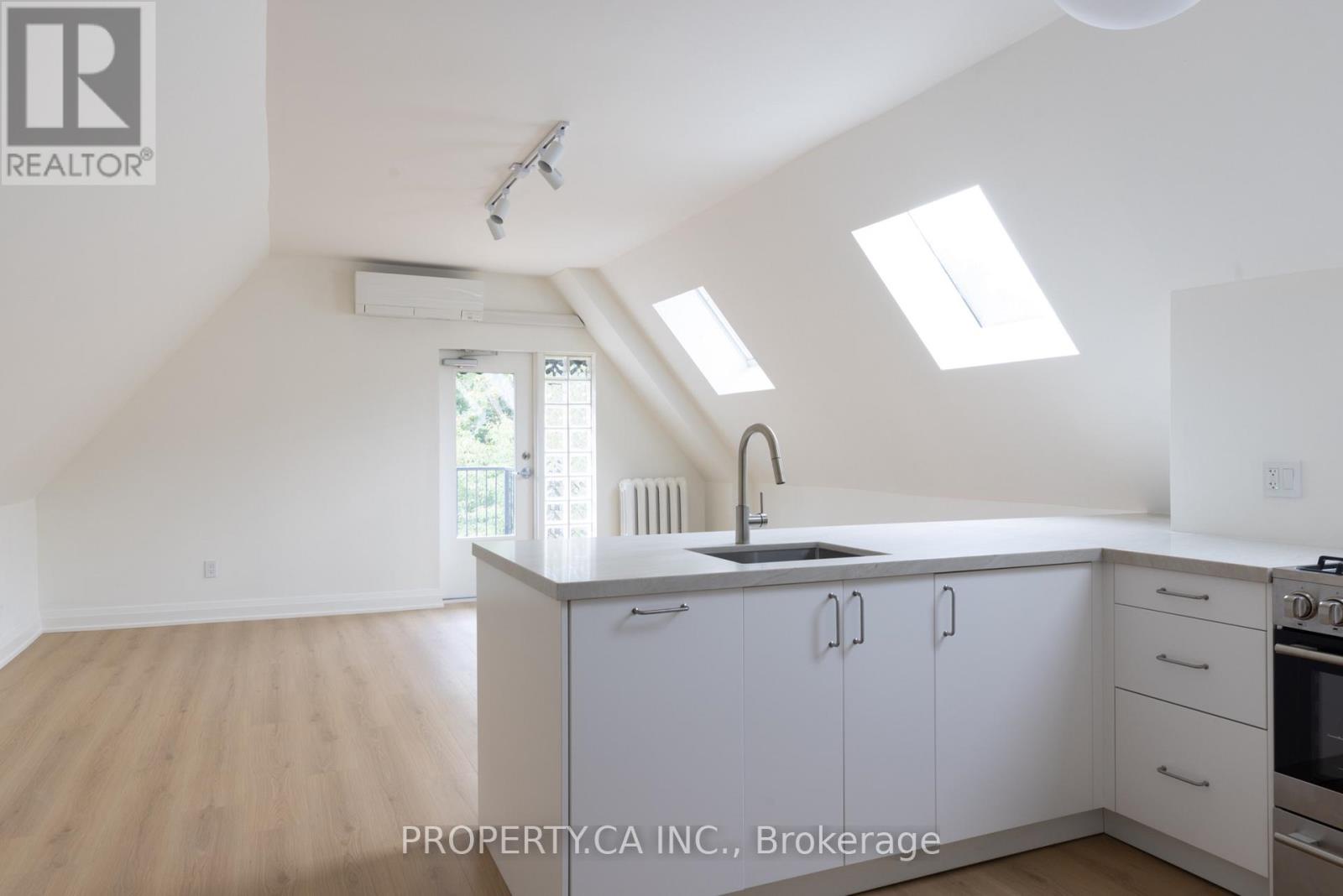 197 Roxton Road, Toronto (trinity-bellwoods), Ontario