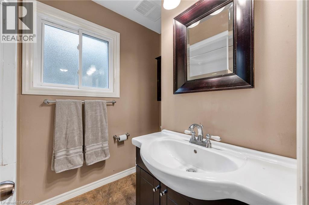 38 Tewksbury Crescent, London, Ontario