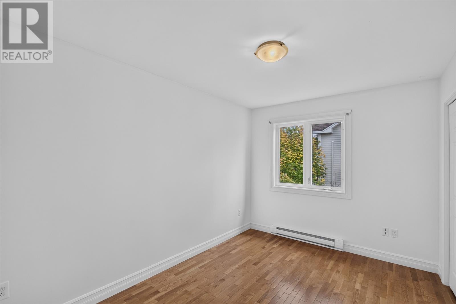 9 Carlingford Street, Paradise, Newfoundland And Labrador