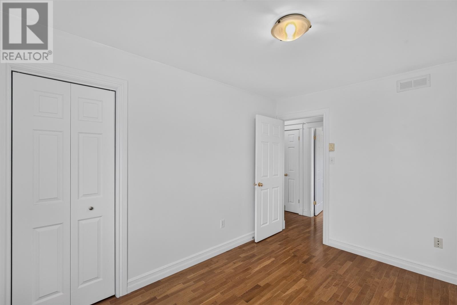 9 Carlingford Street, Paradise, Newfoundland And Labrador