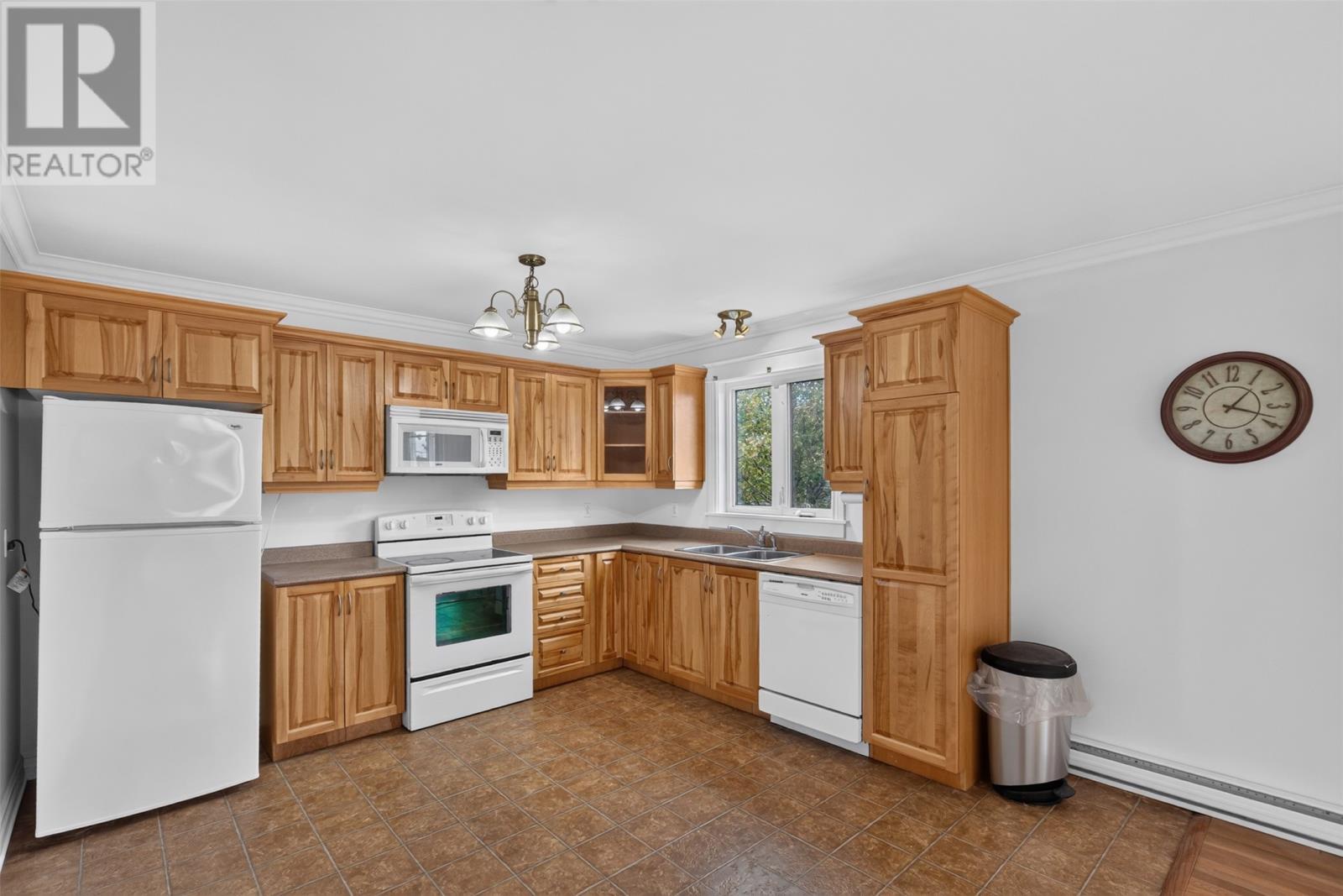 9 Carlingford Street, Paradise, Newfoundland And Labrador