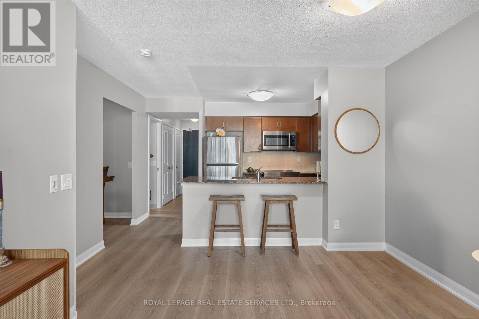 1401 - 235 Sherway Gardens Road, Toronto (islington-city Centre West), Ontario