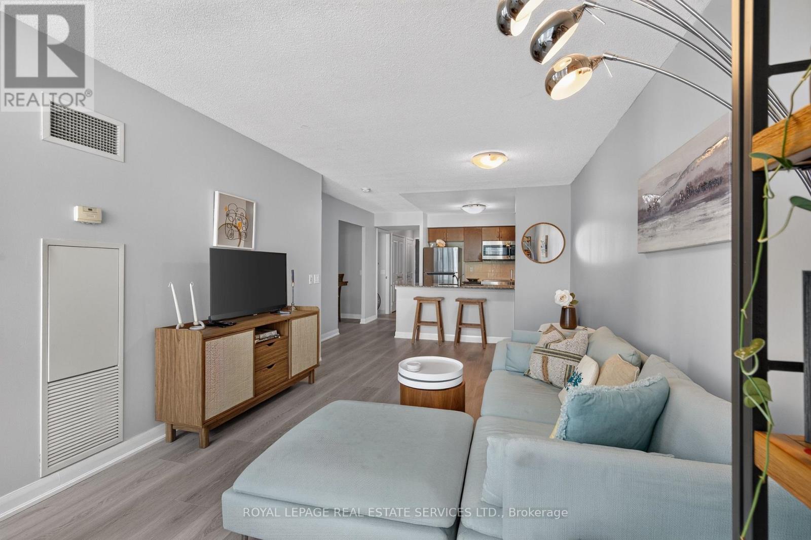 1401 - 235 Sherway Gardens Road, Toronto (islington-city Centre West), Ontario