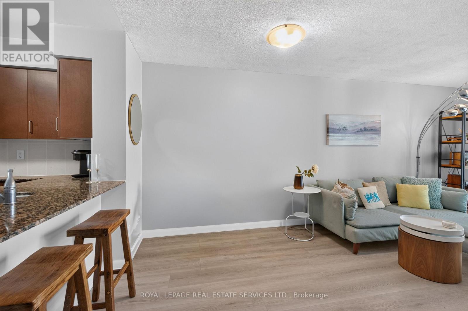 1401 - 235 Sherway Gardens Road, Toronto (islington-city Centre West), Ontario