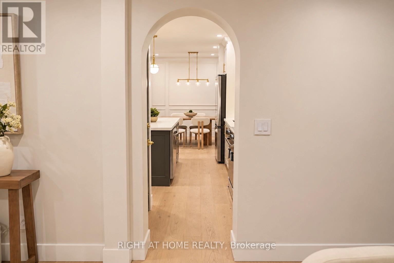 9 Crestview Avenue, Brampton (brampton East), Ontario
