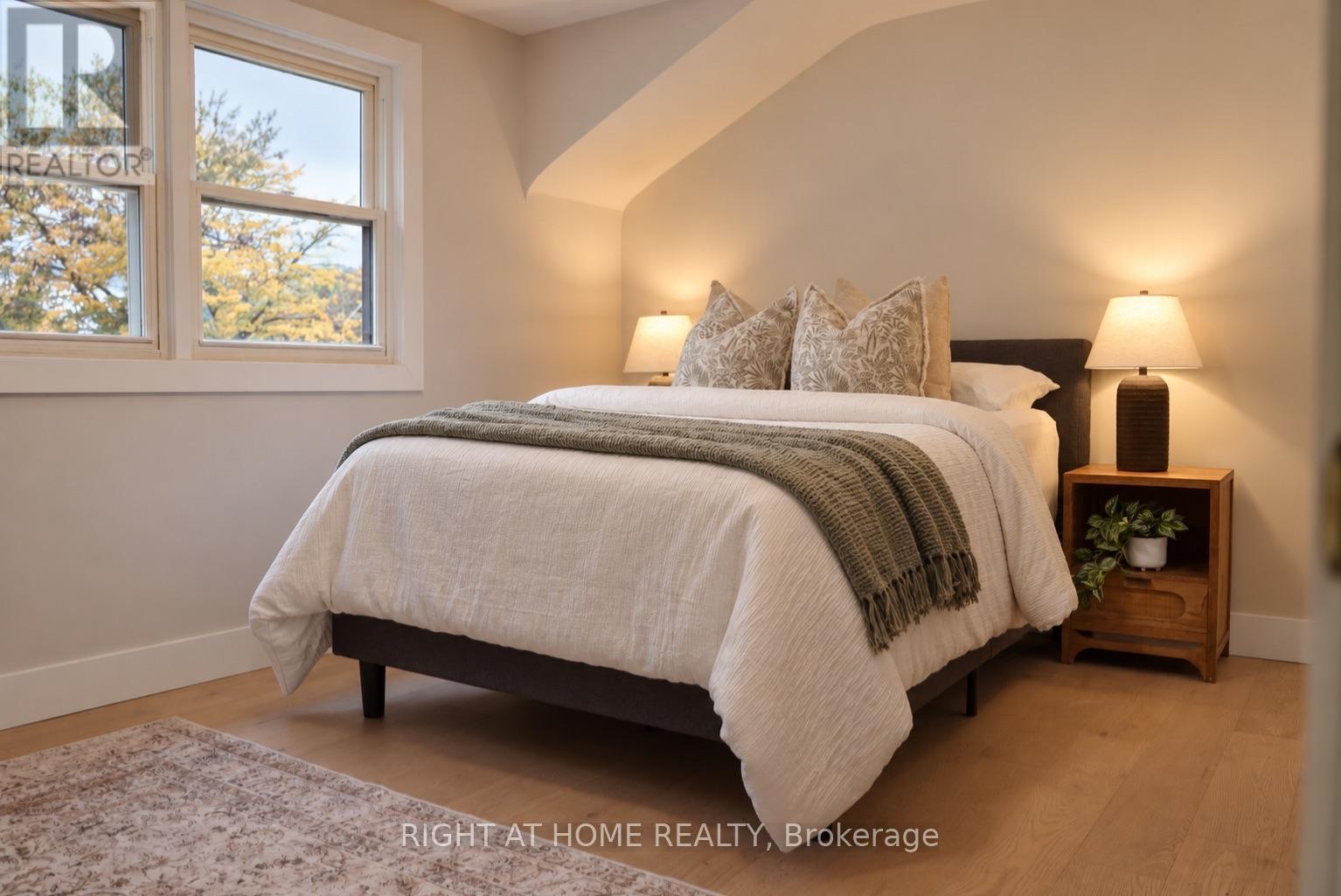 9 Crestview Avenue, Brampton (brampton East), Ontario