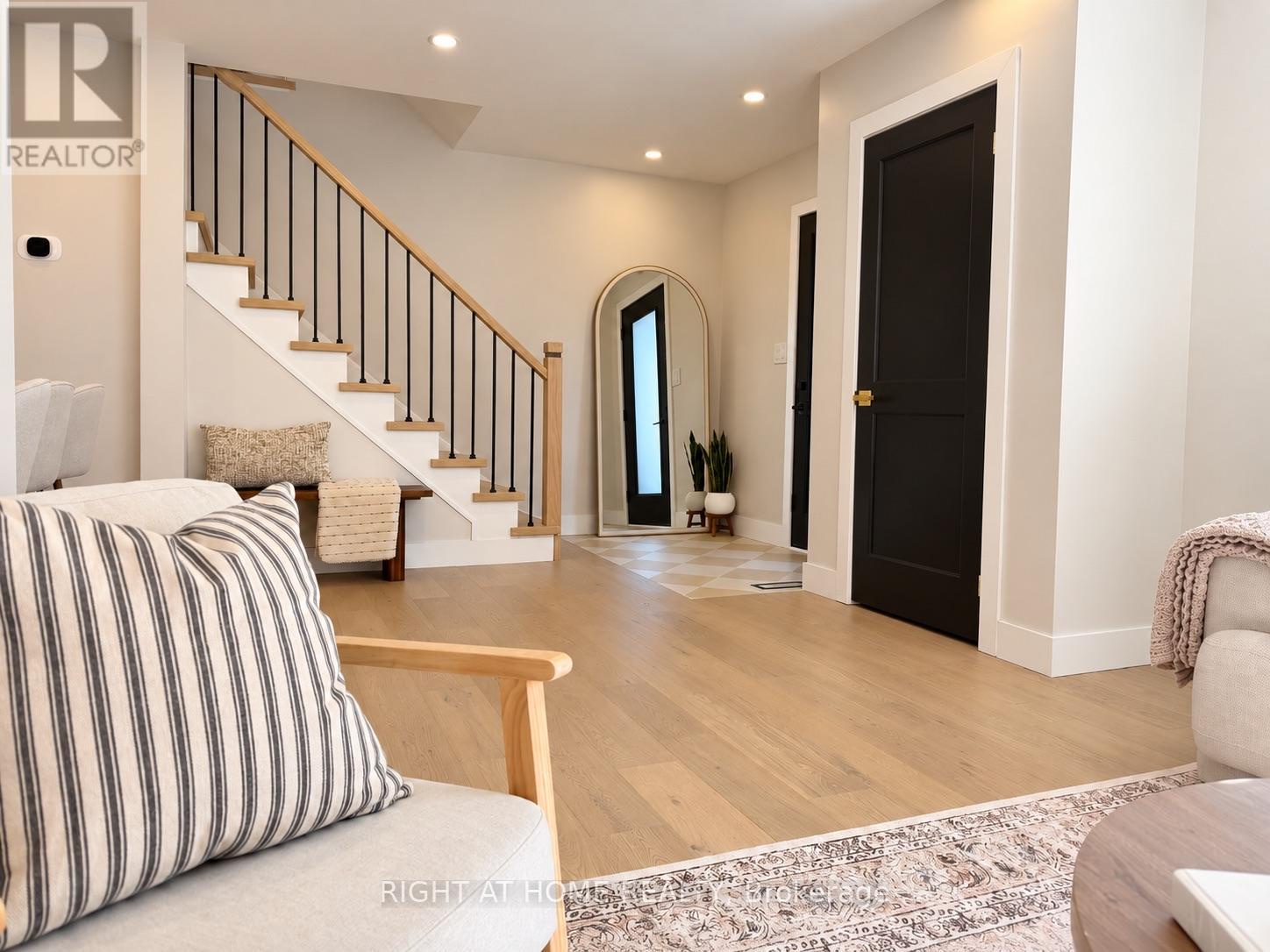 9 Crestview Avenue, Brampton (brampton East), Ontario
