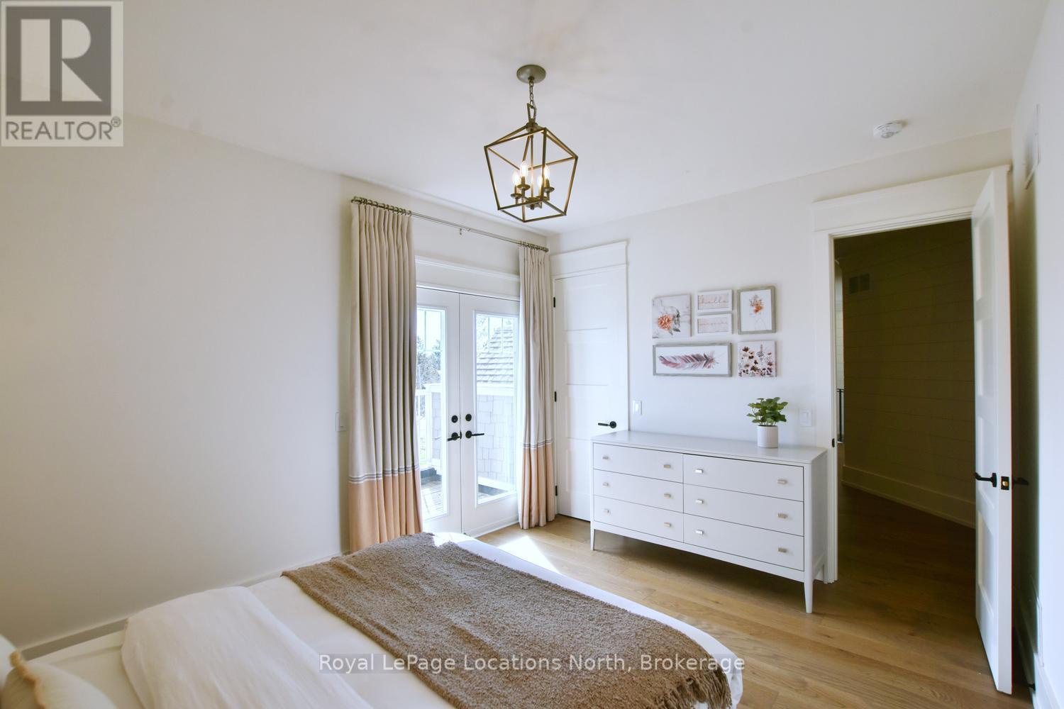 902 - 277 Jozo Weider Boulevard, Blue Mountains, Ontario