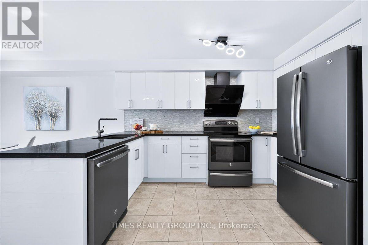 224 Westway Crescent, Vaughan (concord), Ontario