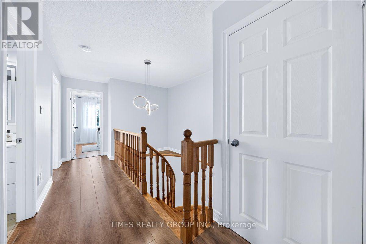 224 Westway Crescent, Vaughan (concord), Ontario