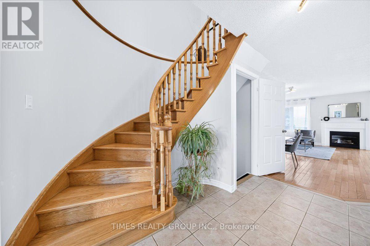 224 Westway Crescent, Vaughan (concord), Ontario