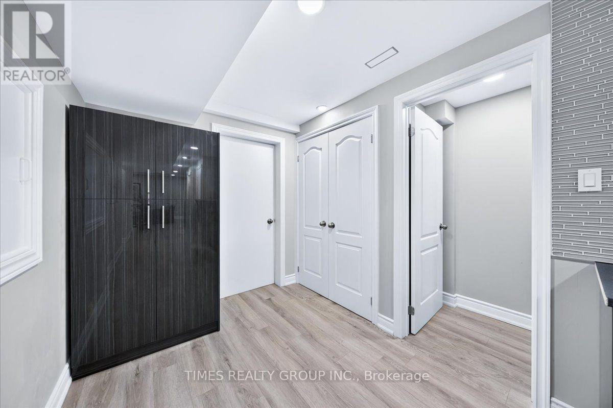 224 Westway Crescent, Vaughan (concord), Ontario