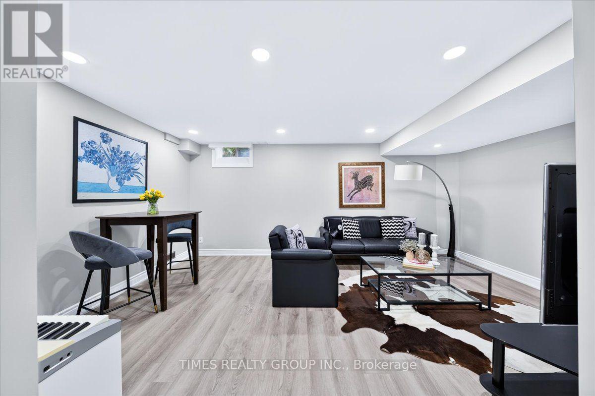 224 Westway Crescent, Vaughan (concord), Ontario