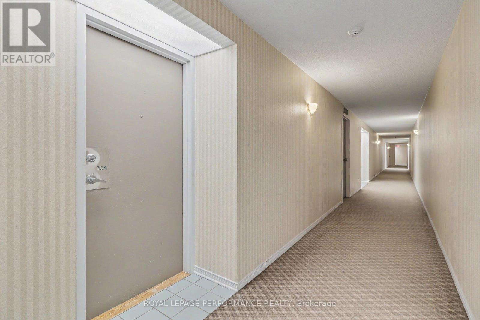 304 - 340 Centrum Boulevard, Ottawa, Ontario