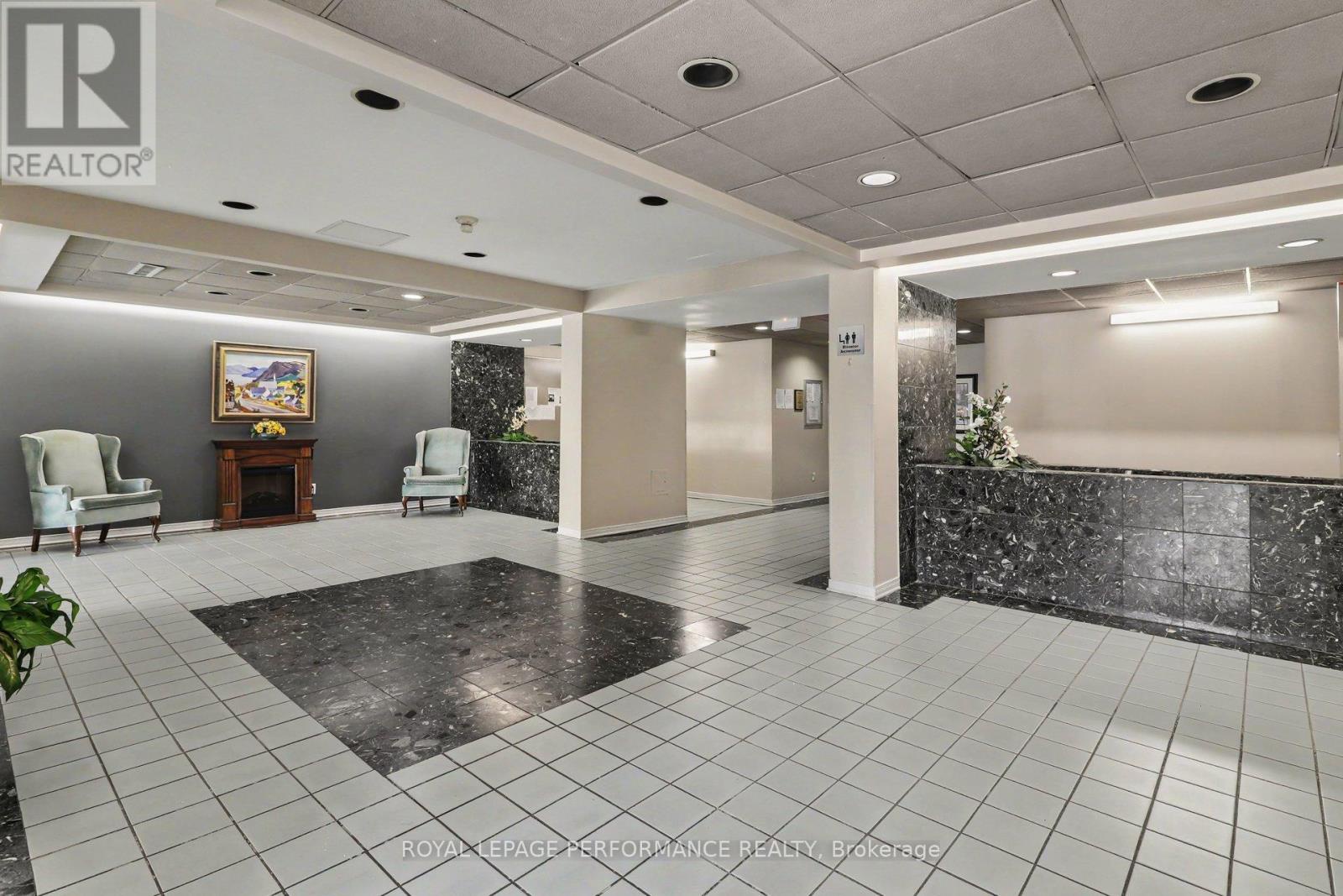 304 - 340 Centrum Boulevard, Ottawa, Ontario